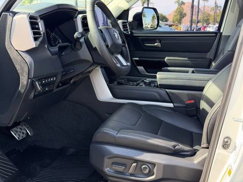Used 2023 Toyota Tundra Limited w/ TRD Off-Road Package AWD/4WD image 15