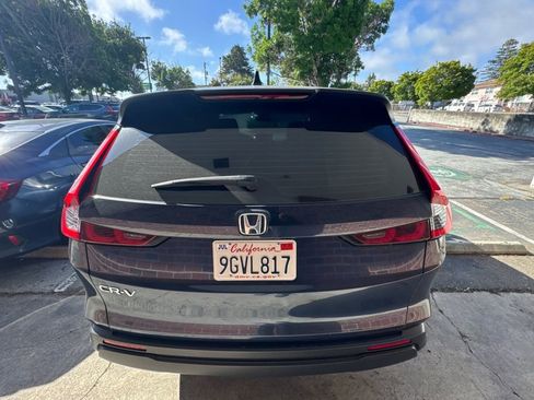 Used 2023 Honda CR-V LX image 6