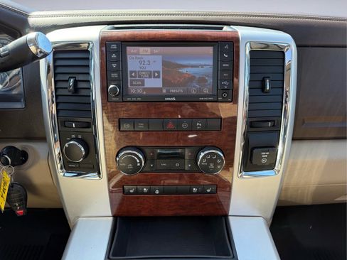 Used 2011 RAM 3500 Laramie AWD/4WD image 17