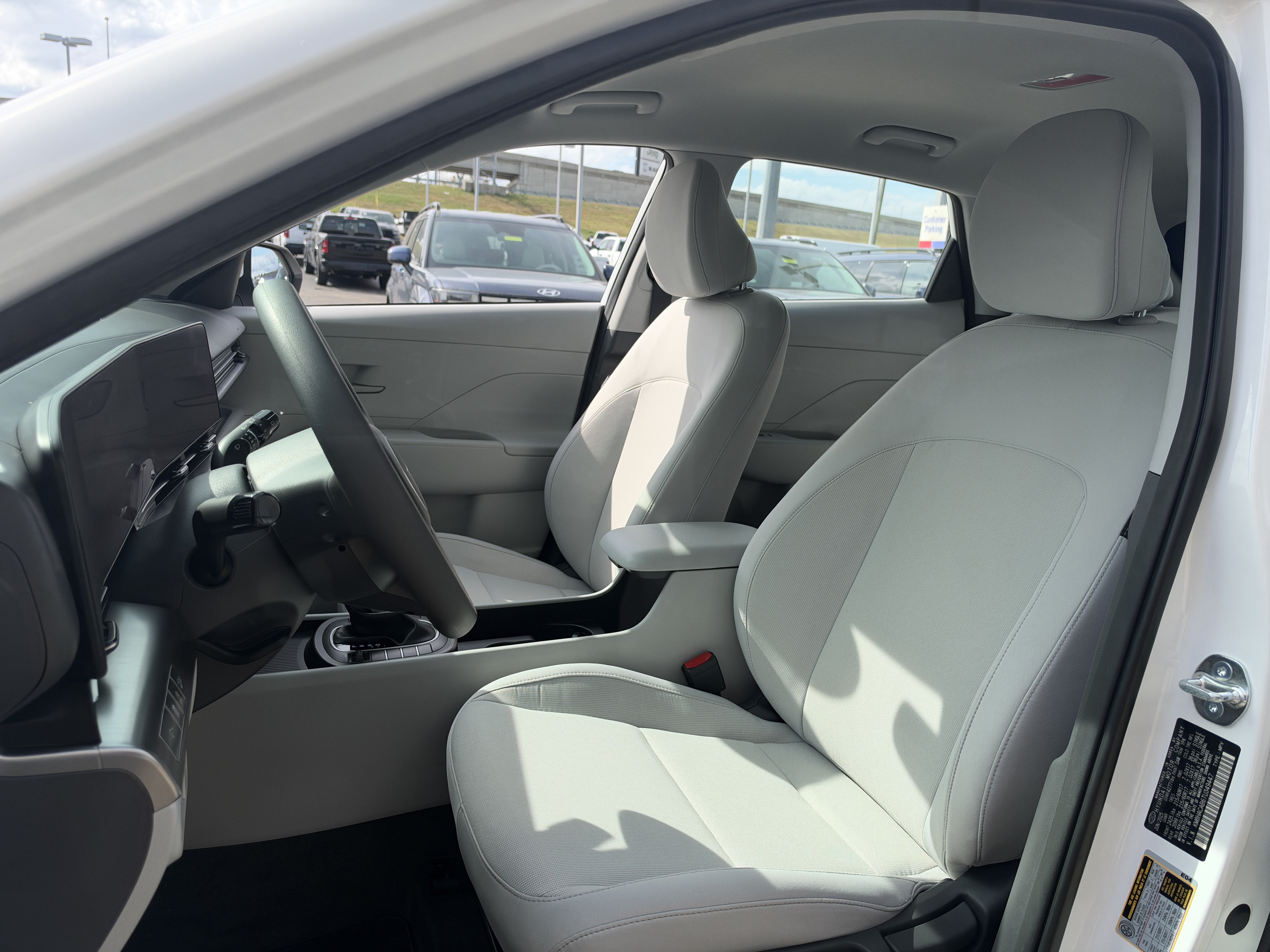 Certified 2026 Hyundai Kona SE AWD/4WD image 29