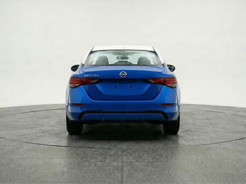 Used 2025 Nissan Sentra SV FWD image 7