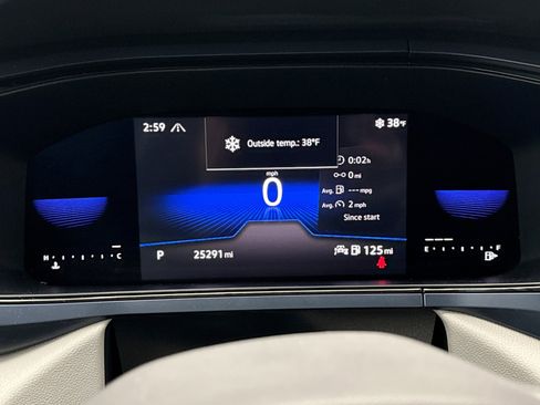 Used 2023 Volkswagen Taos SE image 13