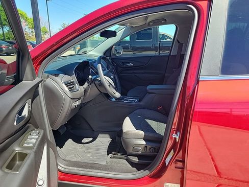 Used 2024 Chevrolet Equinox LT w/ LPO, Floor Liner Package image 10