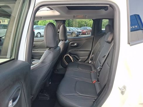 Used 2016 Jeep Renegade Limited AWD/4WD image 10