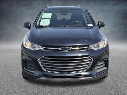 Used 2021 Chevrolet Trax LT w/ Sport Edition FWD image 9