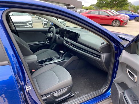 Used 2025 Kia K4 FWD image 13