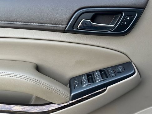 Used 2018 GMC Yukon SLT w/ Open Road Package image 12