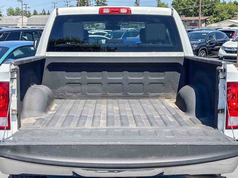 Used 2017 RAM 1500 Tradesman w/ Popular Equipment Group AWD/4WD image 24