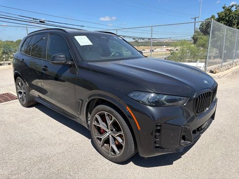 Used 2026 BMW X5 xDrive50e w/ M Sport Package AWD/4WD image 4