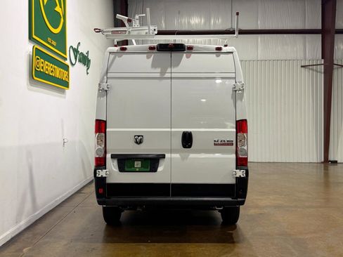 Used 2022 RAM ProMaster 2500 w/ Convenience Group image 7