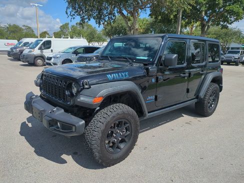 Used 2025 Jeep Wrangler Unlimited Sport S 4xe AWD/4WD image 10
