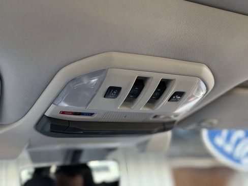 Used 2022 Subaru Ascent Touring image 44