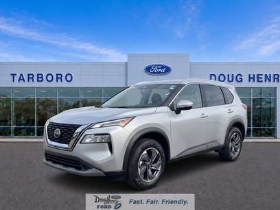 Used 2025 Nissan Rogue SV