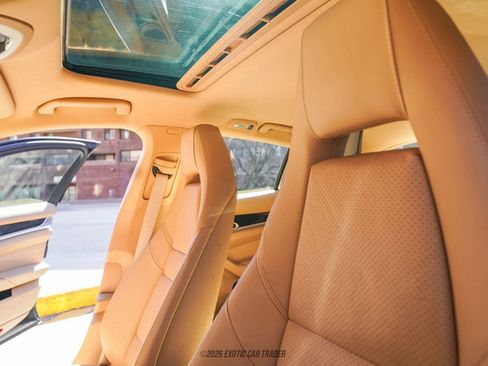 Used 2012 Porsche Panamera image 50