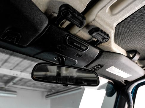Used 2019 Jeep Wrangler Sport AWD/4WD image 23