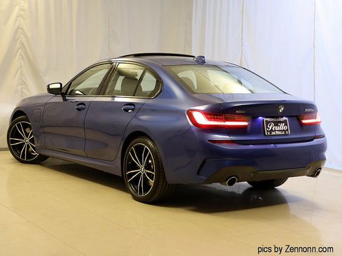 Used 2021 BMW 330e xDrive w/ M Sport Package AWD/4WD image 9