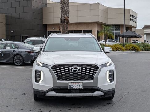 Used 2022 Hyundai Palisade SEL image 2