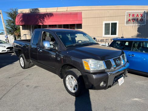 Used 2004 Nissan Titan SE w/ (Bed) Utility Bed Pkg image 1