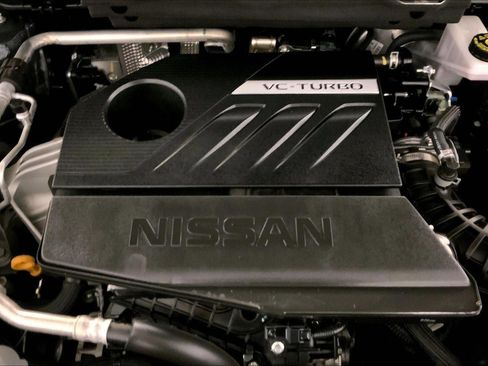 Used 2025 Nissan Rogue SV AWD/4WD image 30