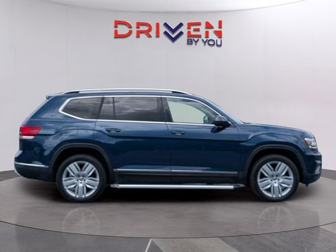 Used 2018 Volkswagen Atlas SEL Premium image 6
