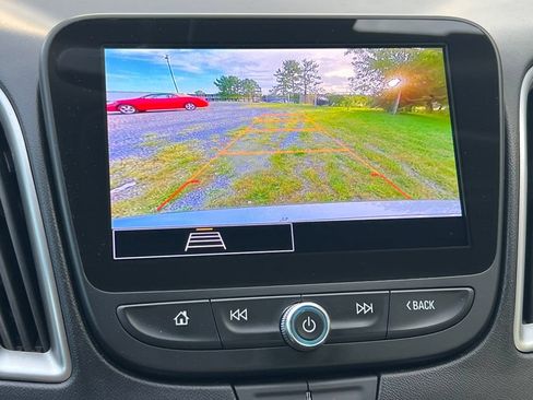 Used 2024 Chevrolet Malibu LT FWD image 23