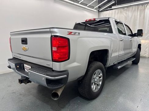 Used 2016 Chevrolet Silverado 2500 LTZ w/ Duramax Plus Package AWD/4WD image 8