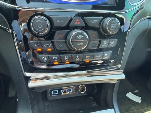 Used 2021 Jeep Grand Cherokee High Altitude AWD/4WD image 22