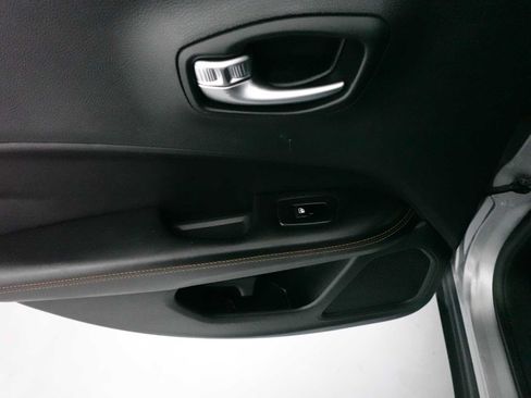 Used 2019 Jeep Compass Limited AWD/4WD image 24