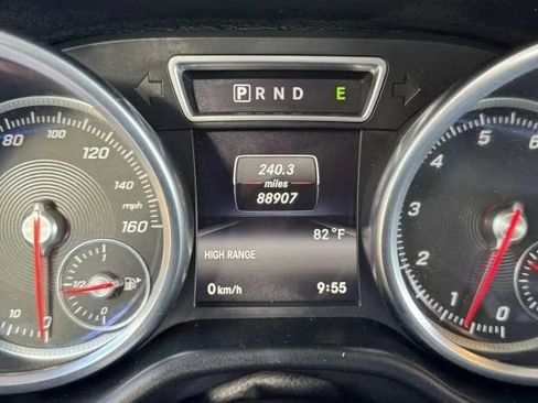 Used 2017 Mercedes-Benz G 550 image 26