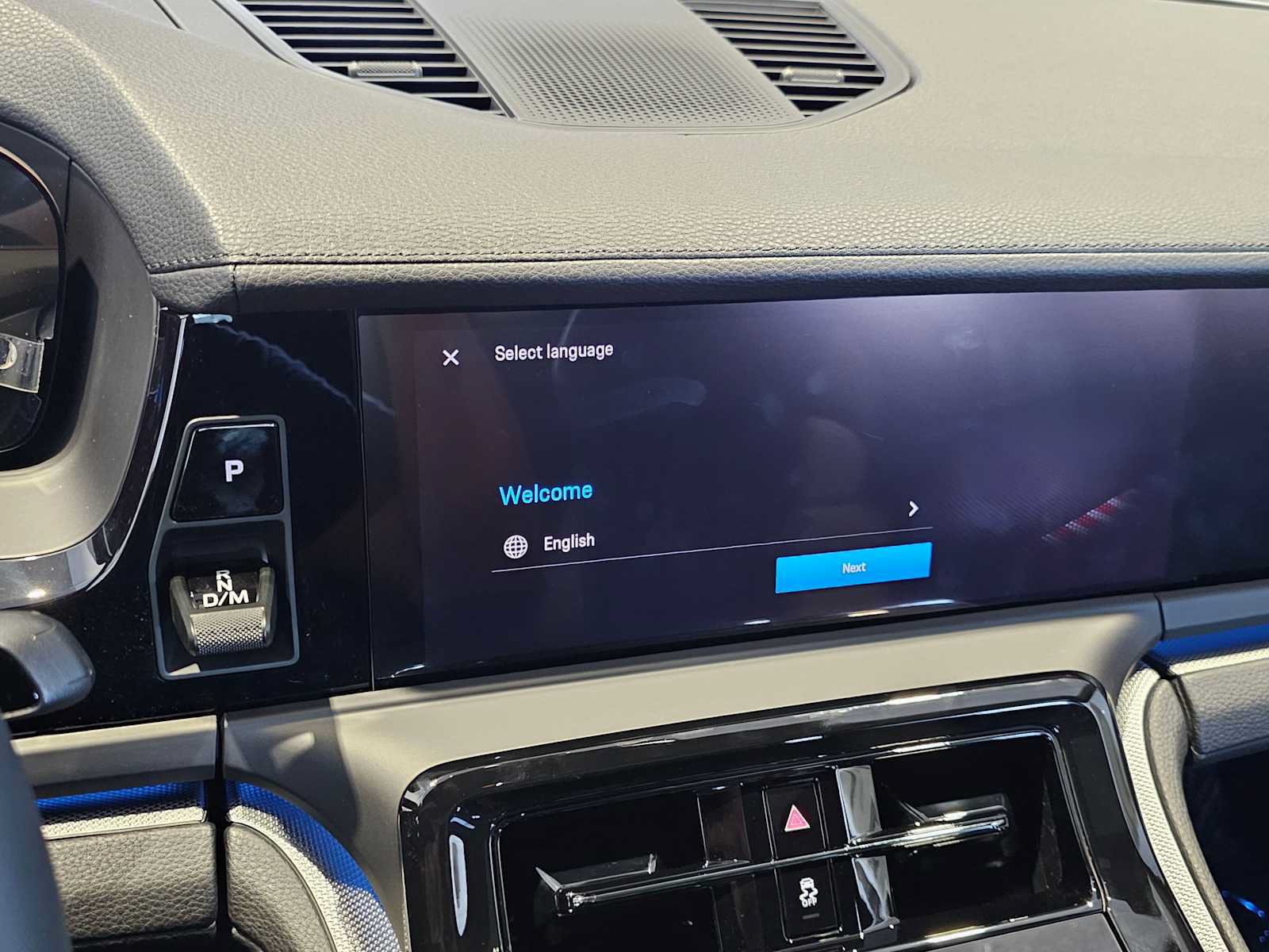 New 2025 Porsche Panamera 4 AWD/4WD image 27