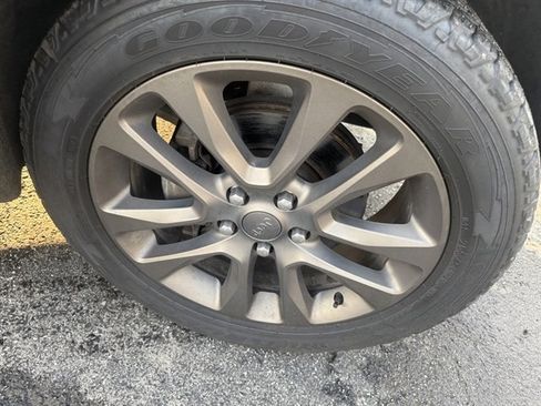 Used 2017 Jeep Grand Cherokee Limited 75th Anniversary image 13