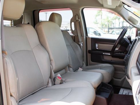 Used 2014 RAM 2500 Laramie w/ Convenience Group image 38