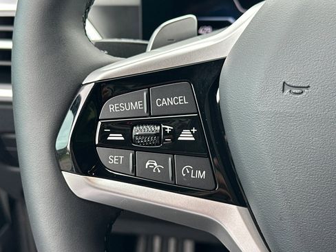 Used 2025 BMW 330i Sedan w/ Premium Package image 30