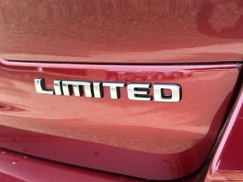Used 2021 Jeep Grand Cherokee L Limited w/ Luxury Tech Group II AWD/4WD image 11