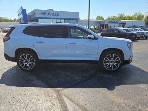 Used 2026 GMC Acadia Denali Ultimate AWD/4WD image 2