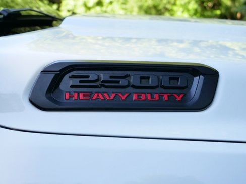 Used 2022 RAM 2500 Laramie AWD/4WD image 15