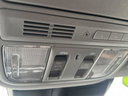 Used 2018 Honda CR-V EX-L image 33