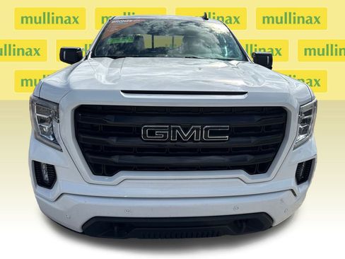 Used 2020 GMC Sierra 1500 Elevation w/ Elevation Value Package image 9