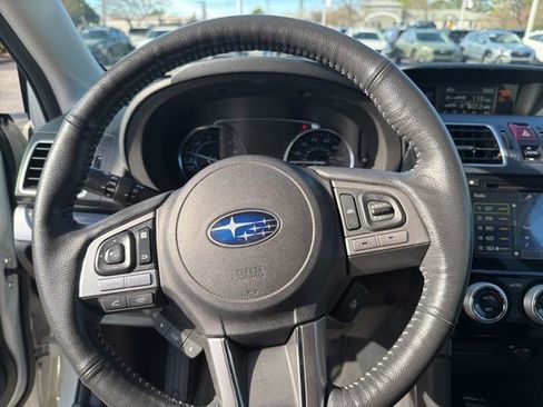 Used 2018 Subaru Forester 2.5i Touring w/ Popular Package #2 image 8