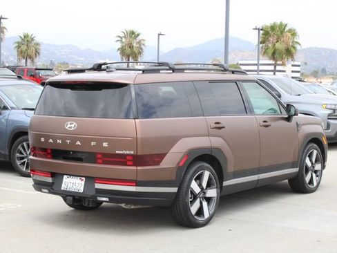 Used 2025 Hyundai Santa Fe Limited AWD/4WD image 22