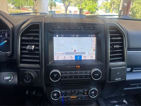 Used 2018 Ford Expedition Limited w/ Equipment Group 301A RWD image 26