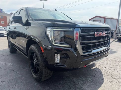 Used 2022 GMC Yukon AT4 AWD/4WD image 9