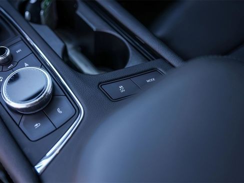 Certified 2024 Cadillac XT6 Premium Luxury w/ Technology Package image 33