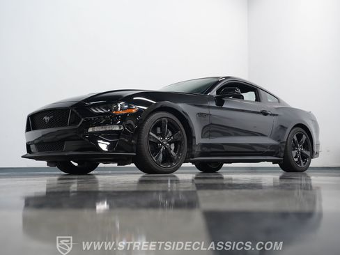 Used 2021 Ford Mustang GT w/ Black Accent Package RWD image 21