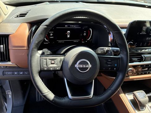 Certified 2023 Nissan Pathfinder Platinum AWD/4WD image 18