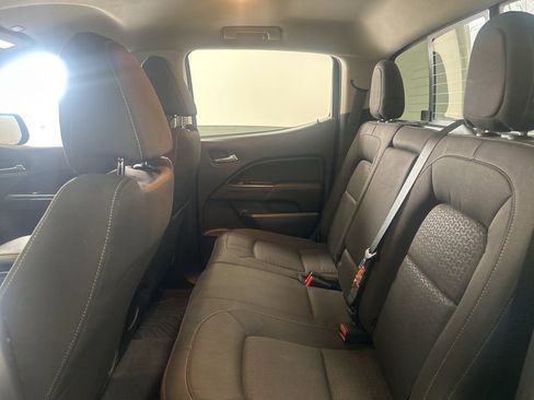 Used 2019 GMC Canyon SLE w/ Driver Alert Package image 12