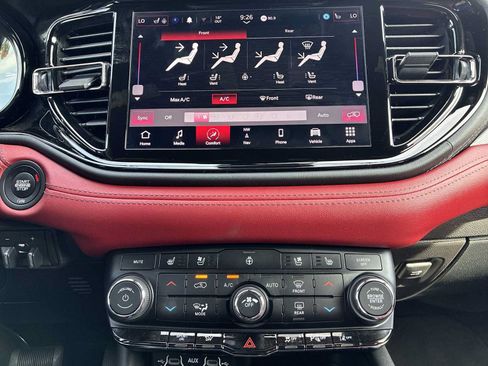 Used 2022 Dodge Durango R/T AWD/4WD image 17