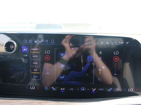 New 2026 Chevrolet Tahoe Premier w/ Sun And Tow Package AWD/4WD image 50