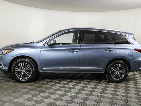 Used 2017 INFINITI QX60 Luxe w/ Premium Plus Package AWD/4WD image 18