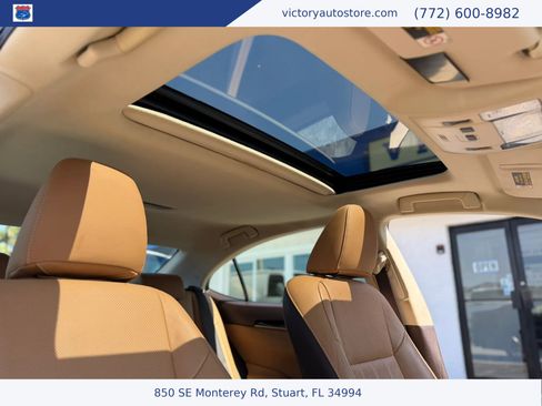 Used 2018 Lexus ES 350 w/ Luxury Package w/Wood Trim FWD image 59